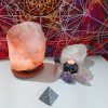 Pyramide Moyenne Orgonite 4 faces 85 gr. - Imagen 2