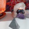 Orgonite Petite Pyramide 3 faces 40 gr.