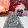 Pyramide d'Orgonite Super Large 4 faces 550 gr.