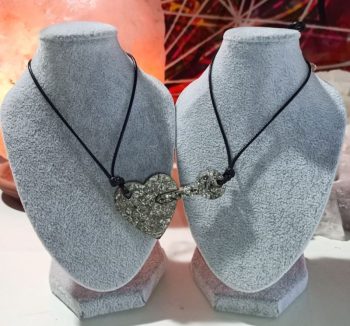 Pendentif Orgonite exclusif coeur et clé 7 gr.