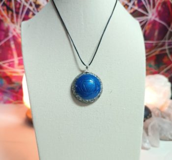OrgoChakra Troisième Oeil Pendentif ou porte-clés en forme d'hémisphère 15 gr.
