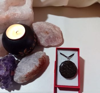 Pendentif orgonite Dodécagone PETIT ÉCLAT DE FER 18 gr.