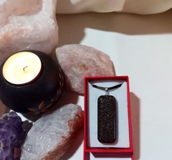 Pendentif Orgonite Grand Rectangle PETIT ÉCLAT DE FER 18 gr.